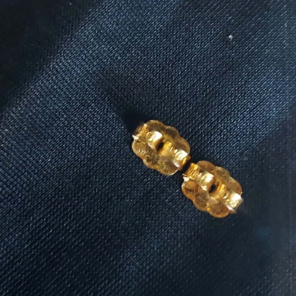 AVON GOLD PINK VINTAGE STUD EARRINGS